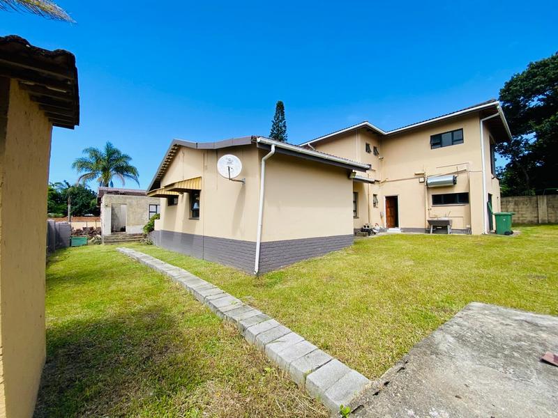 5 Bedroom Property for Sale in Margate KwaZulu-Natal