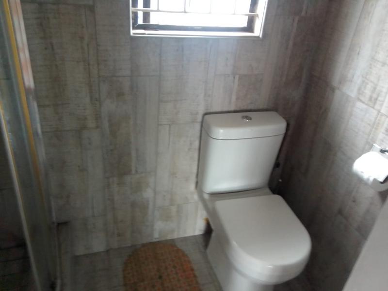 To Let 3 Bedroom Property for Rent in Avoca KwaZulu-Natal