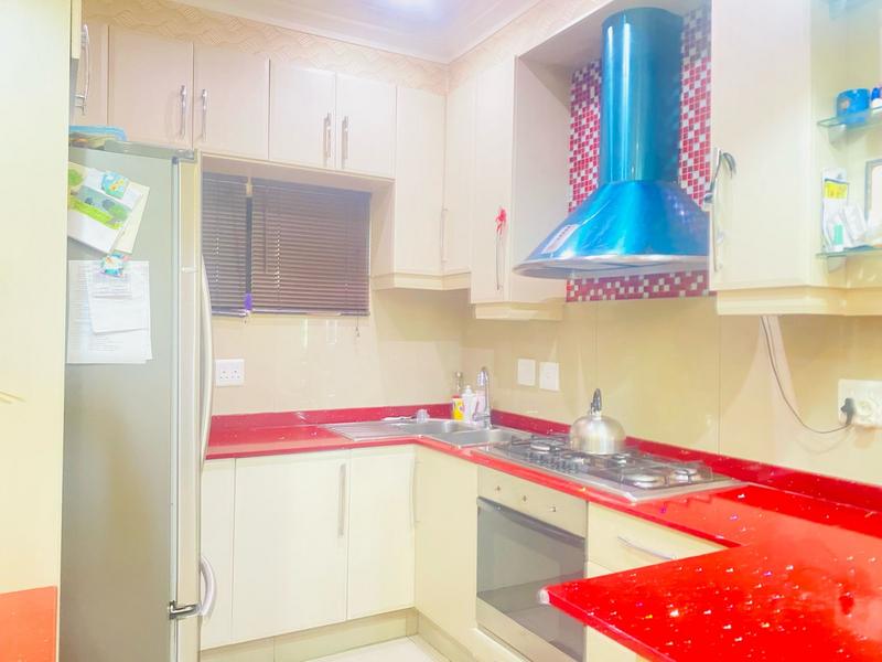 To Let 2 Bedroom Property for Rent in Clare Hills KwaZulu-Natal