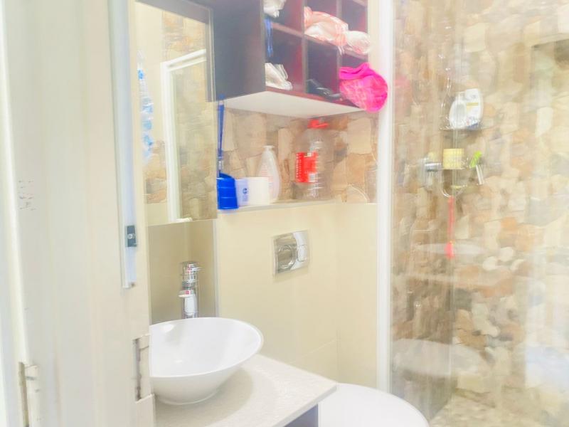 To Let 2 Bedroom Property for Rent in Clare Hills KwaZulu-Natal