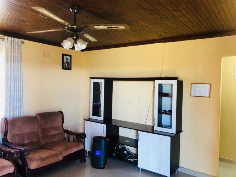 To Let 3 Bedroom Property for Rent in Umlazi KwaZulu-Natal