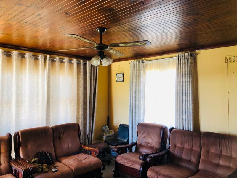 To Let 3 Bedroom Property for Rent in Umlazi KwaZulu-Natal