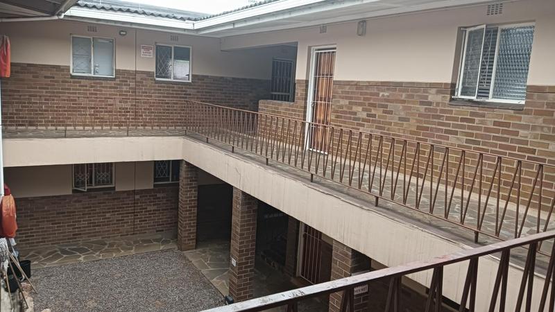 To Let 1 Bedroom Property for Rent in Pinetown KwaZulu-Natal