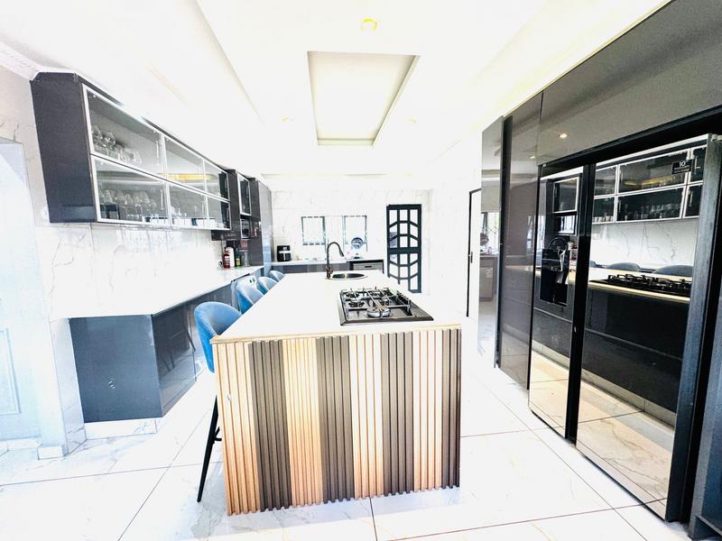 To Let 4 Bedroom Property for Rent in Meer En See KwaZulu-Natal