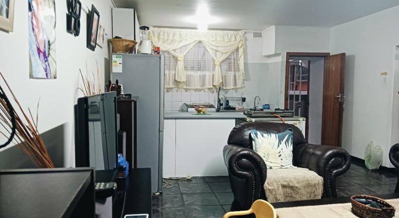 2 Bedroom Property for Sale in Pinetown KwaZulu-Natal