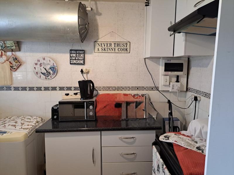 1 Bedroom Property for Sale in Pelham KwaZulu-Natal