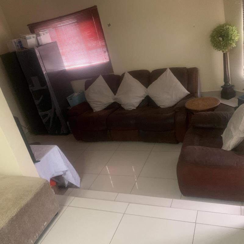 6 Bedroom Property for Sale in Shallcross KwaZulu-Natal