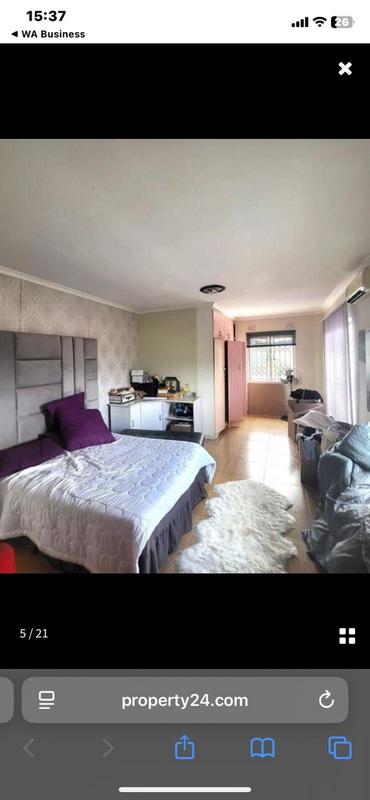 6 Bedroom Property for Sale in Shallcross KwaZulu-Natal