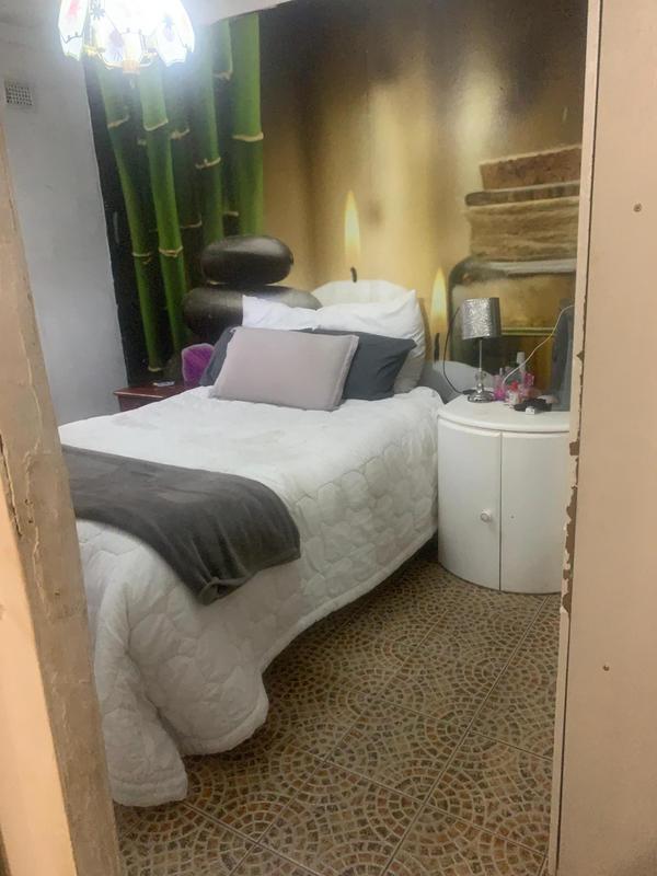 6 Bedroom Property for Sale in Shallcross KwaZulu-Natal