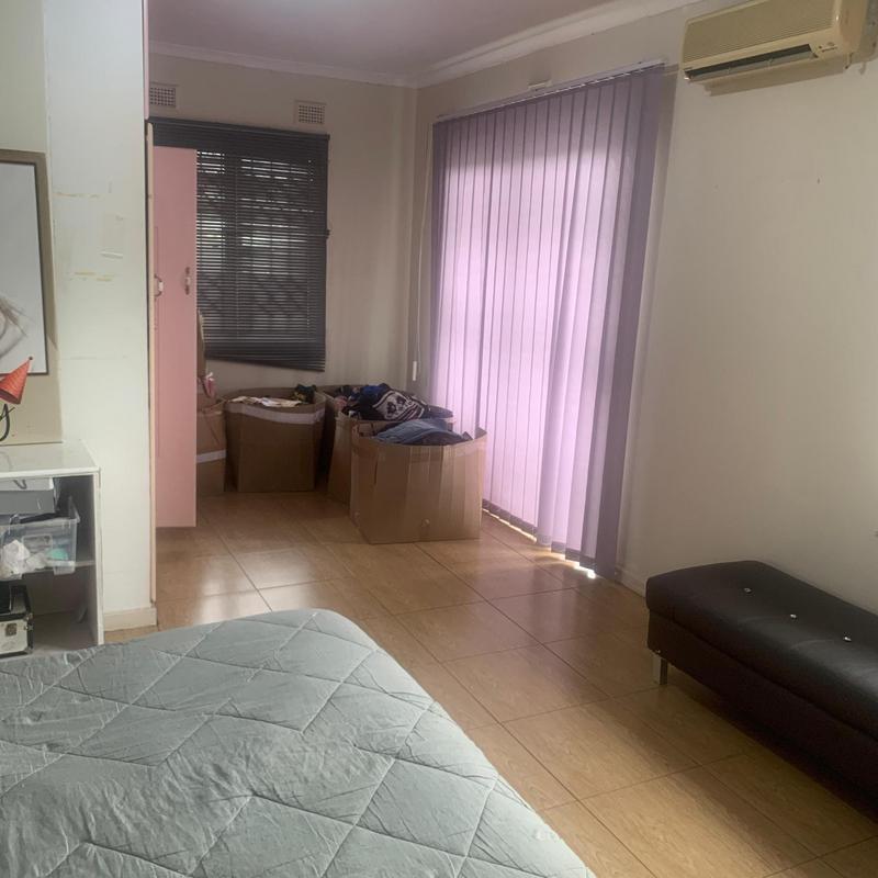 6 Bedroom Property for Sale in Shallcross KwaZulu-Natal