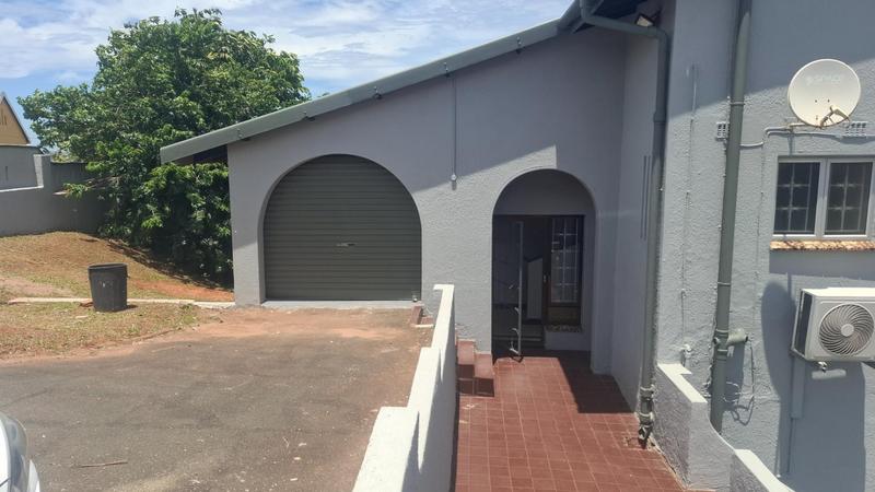 4 Bedroom Property for Sale in Isipingo KwaZulu-Natal