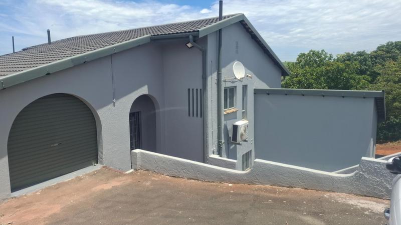 4 Bedroom Property for Sale in Isipingo KwaZulu-Natal