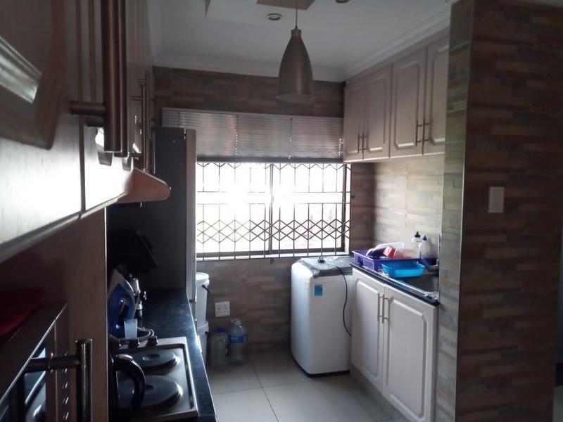 1 Bedroom Property for Sale in Caneside KwaZulu-Natal