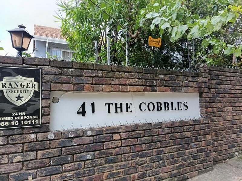 To Let 3 Bedroom Property for Rent in Essenwood KwaZulu-Natal