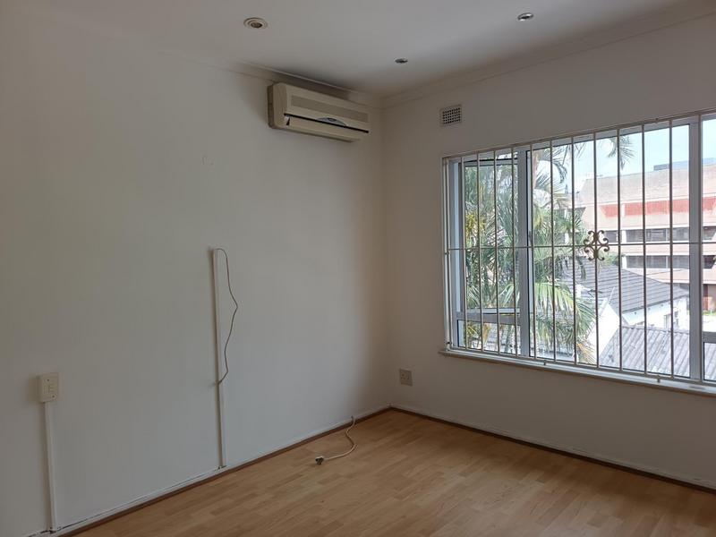 To Let 3 Bedroom Property for Rent in Essenwood KwaZulu-Natal