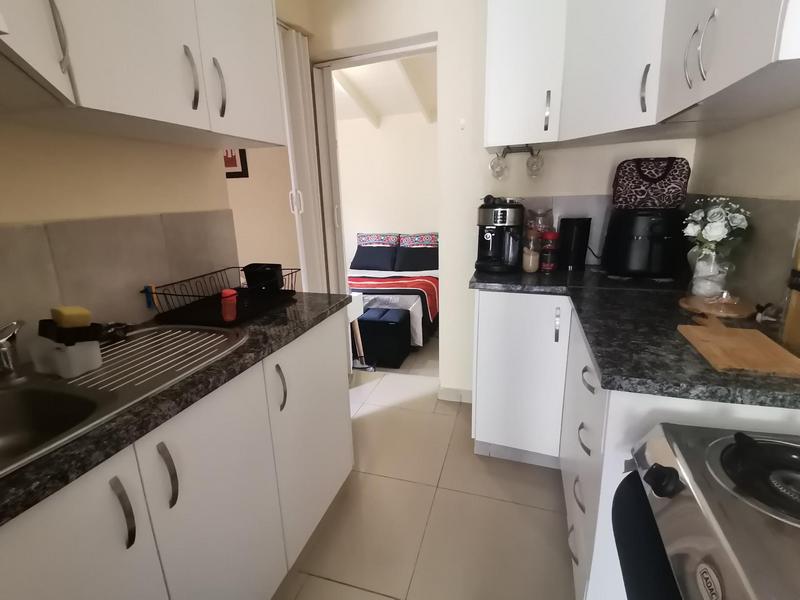 To Let 1 Bedroom Property for Rent in Berea West KwaZulu-Natal