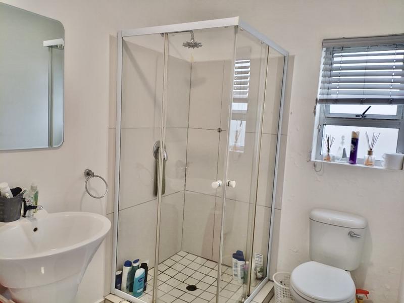 2 Bedroom Property for Sale in Amanzimtoti KwaZulu-Natal