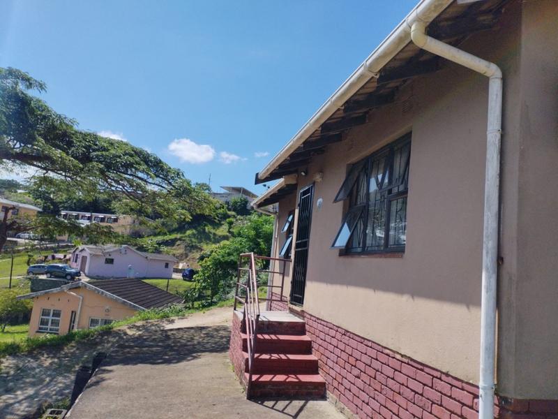 2 Bedroom Property for Sale in Umlazi KwaZulu-Natal