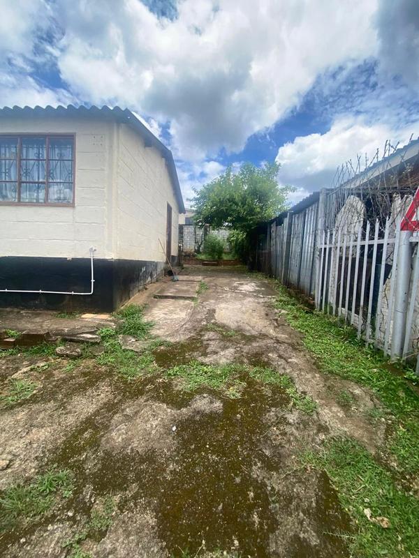 2 Bedroom Property for Sale in Northdale KwaZulu-Natal