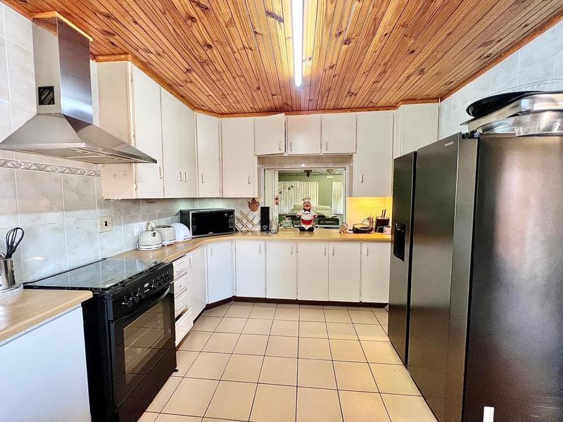 3 Bedroom Property for Sale in Scottsville KwaZulu-Natal