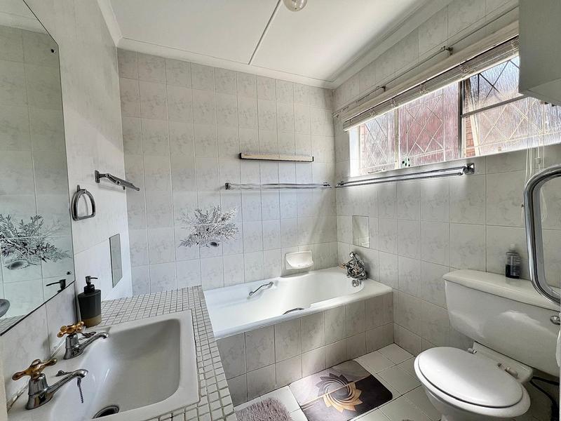 3 Bedroom Property for Sale in Scottsville KwaZulu-Natal