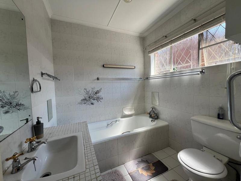 3 Bedroom Property for Sale in Scottsville KwaZulu-Natal