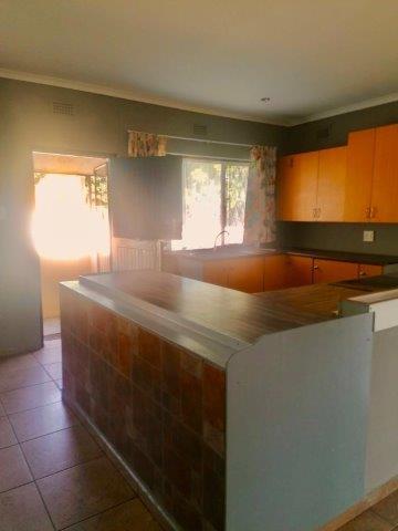 4 Bedroom Property for Sale in Queensburgh KwaZulu-Natal