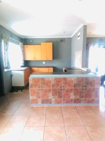 4 Bedroom Property for Sale in Queensburgh KwaZulu-Natal