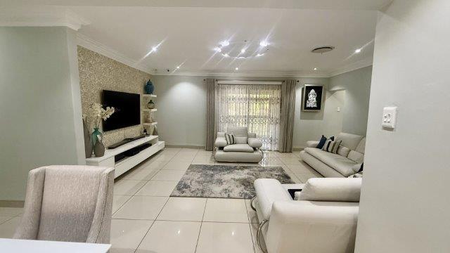 3 Bedroom Property for Sale in Queensburgh KwaZulu-Natal