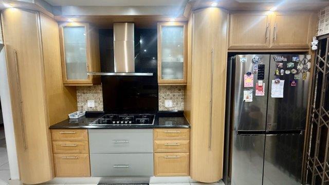 3 Bedroom Property for Sale in Queensburgh KwaZulu-Natal