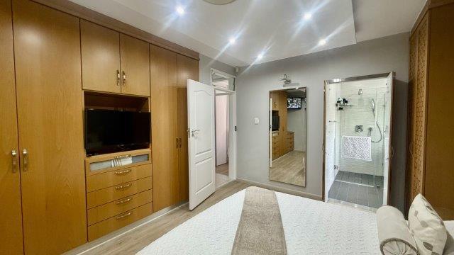 3 Bedroom Property for Sale in Queensburgh KwaZulu-Natal