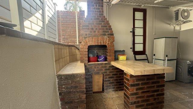 3 Bedroom Property for Sale in Queensburgh KwaZulu-Natal