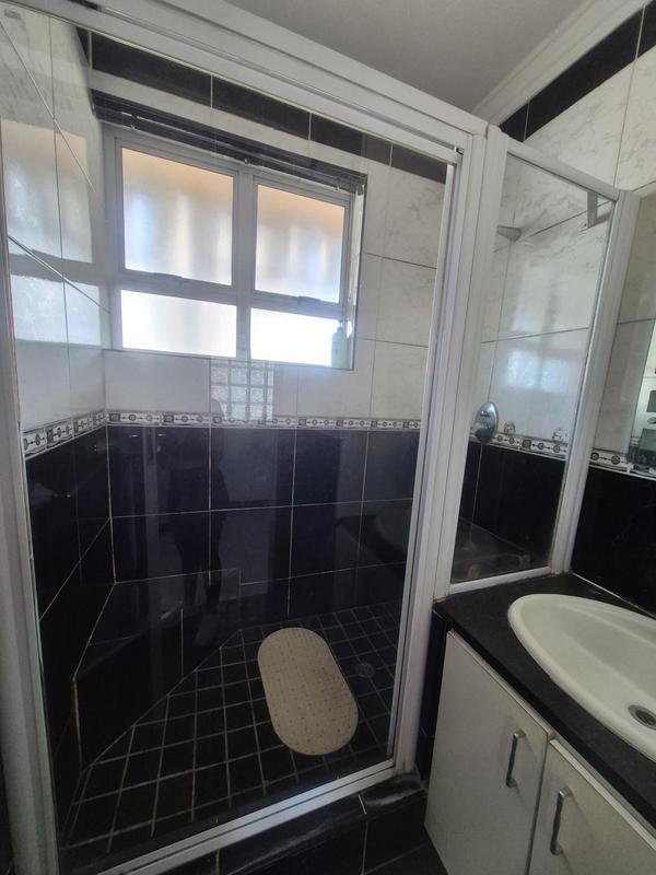 To Let 2 Bedroom Property for Rent in North Beach KwaZulu-Natal