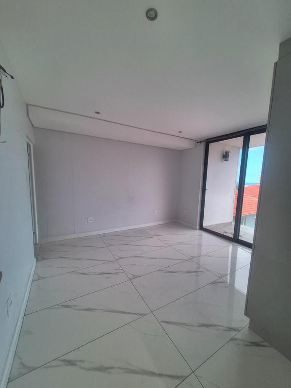 To Let 2 Bedroom Property for Rent in Windermere KwaZulu-Natal