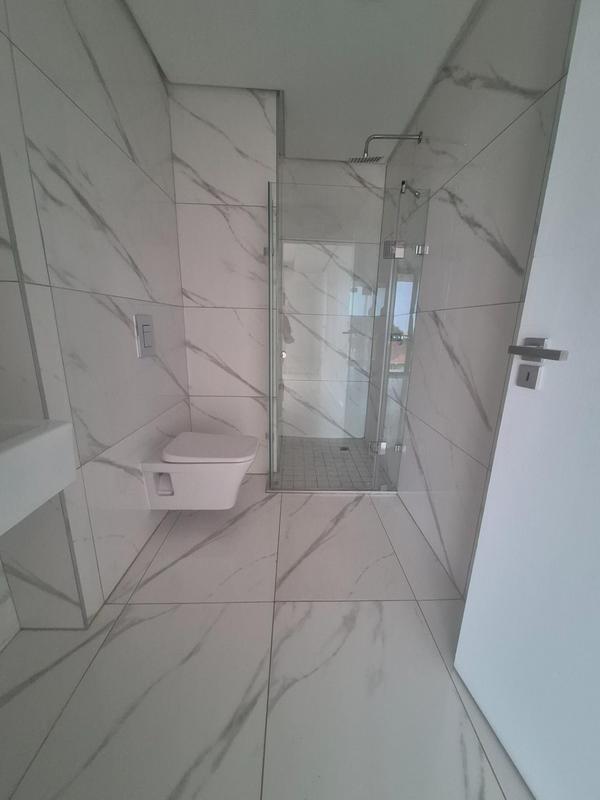 To Let 2 Bedroom Property for Rent in Windermere KwaZulu-Natal