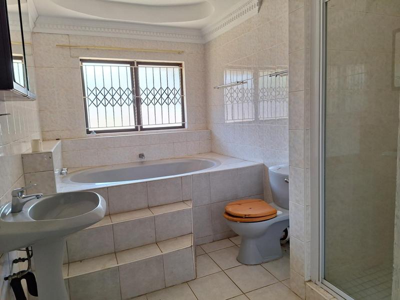 4 Bedroom Property for Sale in Widenham KwaZulu-Natal
