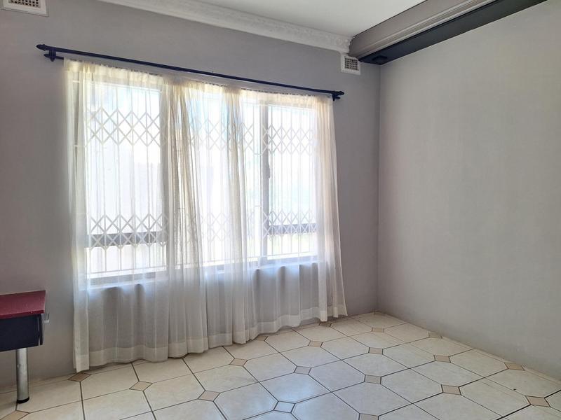 4 Bedroom Property for Sale in Widenham KwaZulu-Natal