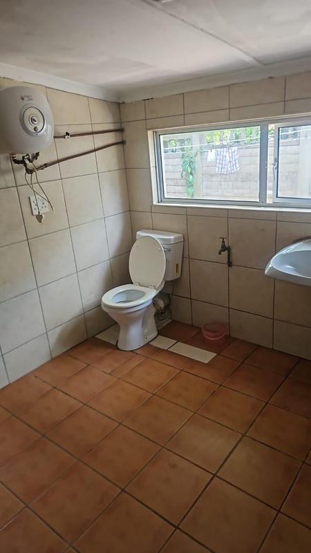To Let 2 Bedroom Property for Rent in Park Rynie KwaZulu-Natal