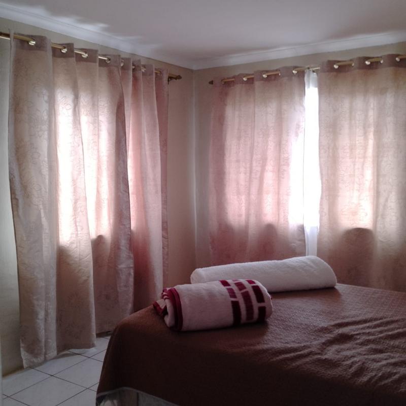 To Let 3 Bedroom Property for Rent in Berea KwaZulu-Natal