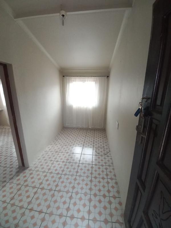 To Let 1 Bedroom Property for Rent in Craigieburn KwaZulu-Natal