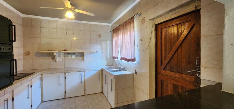 3 Bedroom Property for Sale in Saiccor Village KwaZulu-Natal