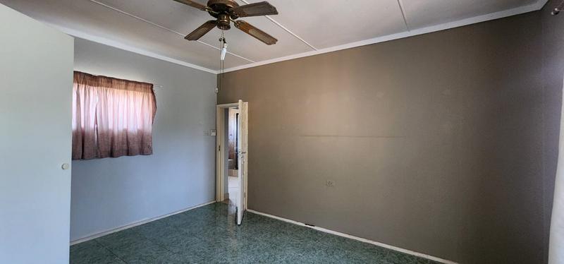 3 Bedroom Property for Sale in Saiccor Village KwaZulu-Natal