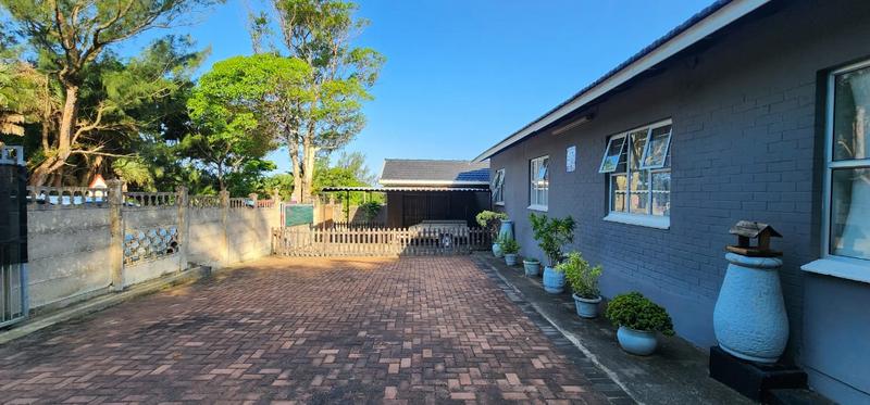3 Bedroom Property for Sale in Saiccor Village KwaZulu-Natal