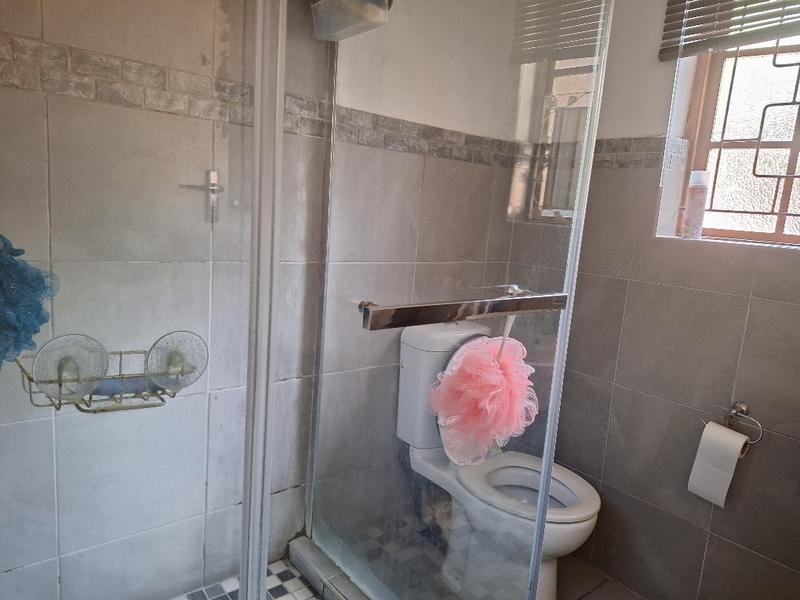 3 Bedroom Property for Sale in Umkomaas KwaZulu-Natal