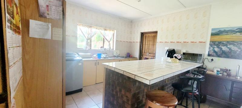 4 Bedroom Property for Sale in Park Rynie KwaZulu-Natal