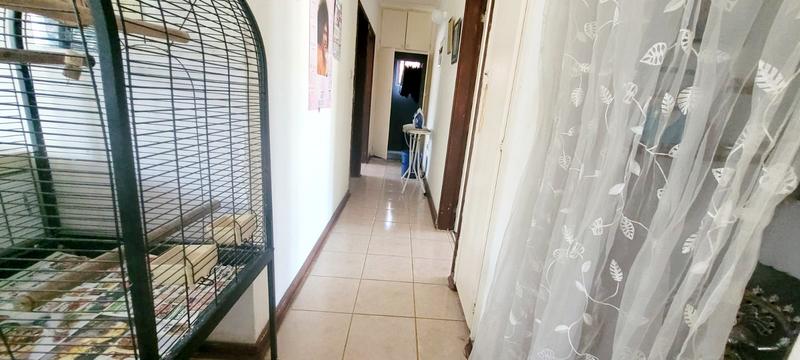 4 Bedroom Property for Sale in Park Rynie KwaZulu-Natal