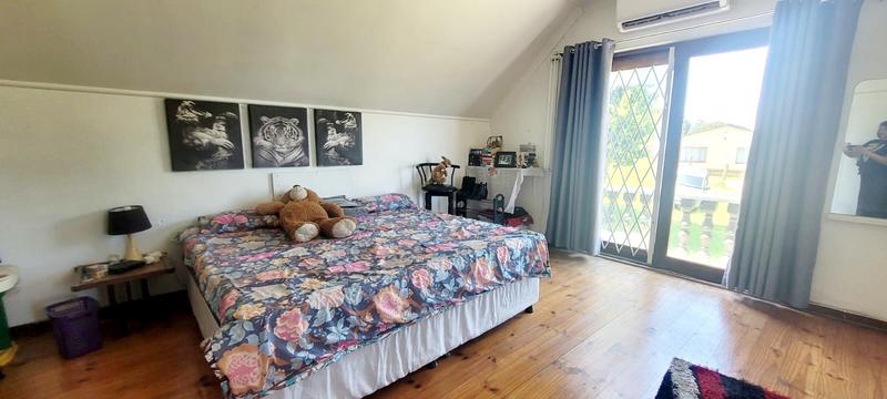 4 Bedroom Property for Sale in Park Rynie KwaZulu-Natal