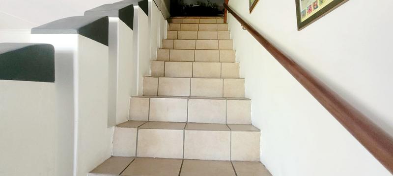 4 Bedroom Property for Sale in Park Rynie KwaZulu-Natal