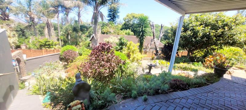 4 Bedroom Property for Sale in Park Rynie KwaZulu-Natal