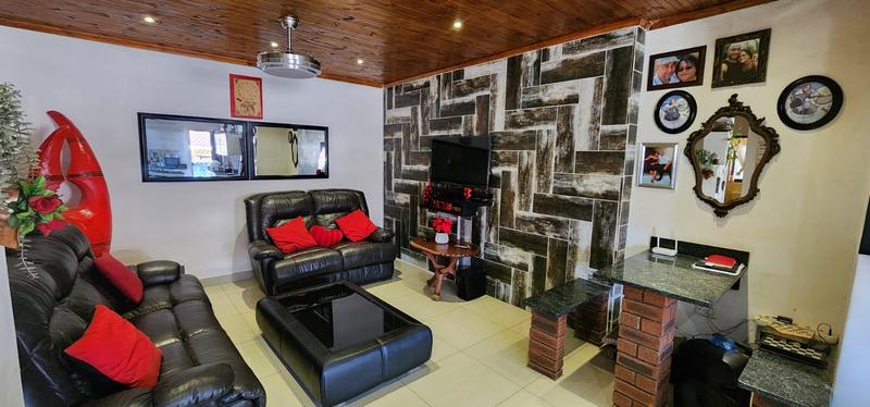 6 Bedroom Property for Sale in Craigieburn KwaZulu-Natal